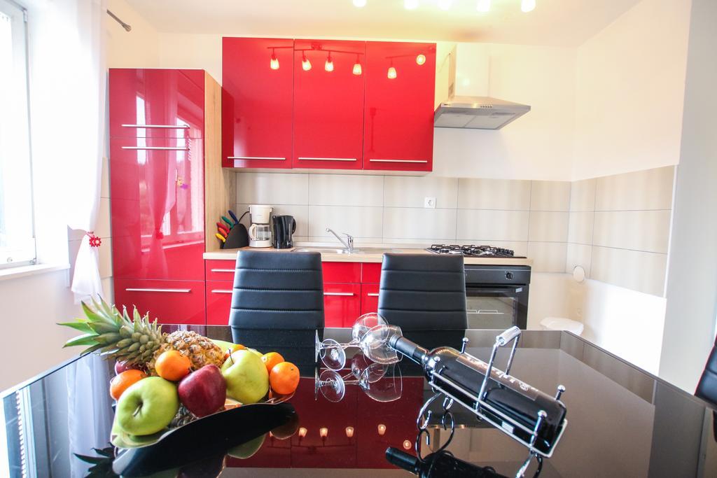 Apartment Bojan Porec Exterior photo